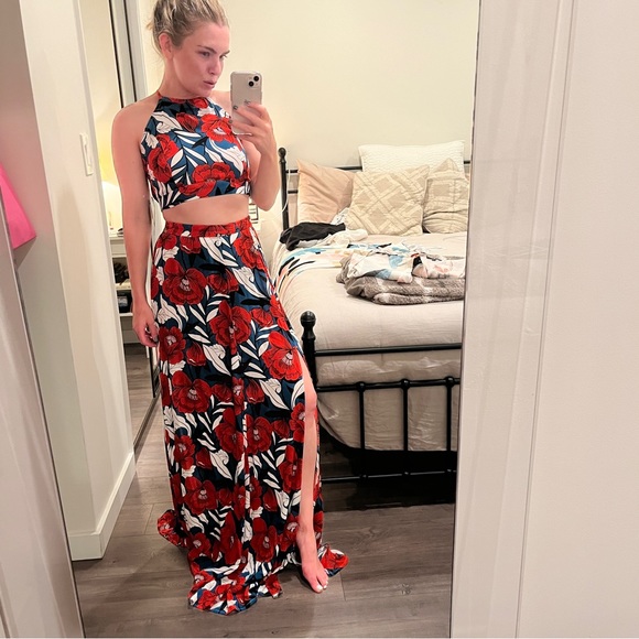 Lulus Dresses & Skirts - Lulu 2-Piece Set